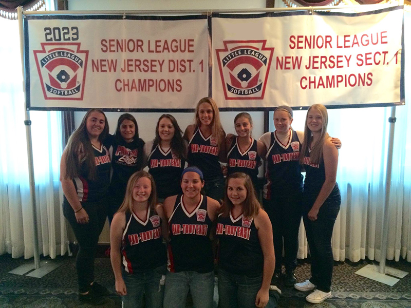 2023 Senior Softball District/Section Champions!